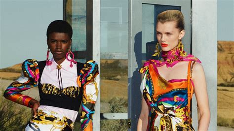 Wild Wild West: Versace Cruise 2020 